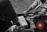 Standbild paratroop Invasion der Corregidor Mindoro (Philippinen), 1945, aus Sekunde 27 historischem Filmmaterial Videoclip 65675070642