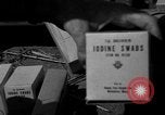 Standbild paratroop Invasion der Corregidor Mindoro (Philippinen), 1945, aus Sekunde 35 historischem Filmmaterial Videoclip 65675070642