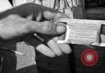 Standbild paratroop Invasion der Corregidor Mindoro (Philippinen), 1945, aus Sekunde 37 historischem Filmmaterial Videoclip 65675070642