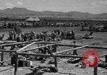 Immagine di Paratroop invasione Mindoro Filippine, 1945, secondo 11 filmato di repertorio 65675070643