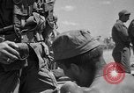 Immagine di Paratroop invasione Mindoro Filippine, 1945, secondo 31 filmato di repertorio 65675070643