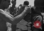 Immagine di Paratroop invasione Mindoro Filippine, 1945, secondo 39 filmato di repertorio 65675070643