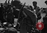 Immagine di Paratroop invasione del Corregidor Mindoro Filippine, 1945, secondo 47 filmato di repertorio 65675070644