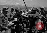 Standbild Fallschirmjäger Invasion der Corregidor Mindoro (Philippinen), 1945, aus Sekunde 20 historischem Filmmaterial Videoclip 65675070645