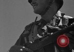 Standbild Fallschirmjäger Invasion der Corregidor Mindoro (Philippinen), 1945, aus Sekunde 33 historischem Filmmaterial Videoclip 65675070645
