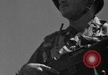 Standbild Fallschirmjäger Invasion der Corregidor Mindoro (Philippinen), 1945, aus Sekunde 34 historischem Filmmaterial Videoclip 65675070645