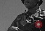 Standbild Fallschirmjäger Invasion der Corregidor Mindoro (Philippinen), 1945, aus Sekunde 35 historischem Filmmaterial Videoclip 65675070645