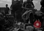 Standbild Fallschirmjäger Invasion der Corregidor Mindoro (Philippinen), 1945, aus Sekunde 40 historischem Filmmaterial Videoclip 65675070645