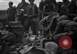 Standbild Fallschirmjäger Invasion der Corregidor Mindoro (Philippinen), 1945, aus Sekunde 45 historischem Filmmaterial Videoclip 65675070645