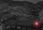 Standbild paratroop Invasion Corregidor Island Philippinen, 1945, aus Sekunde 10 historischem Filmmaterial Videoclip 65675070646