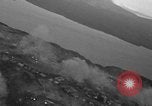 Standbild paratroop Invasion Corregidor Island Philippinen, 1945, aus Sekunde 22 historischem Filmmaterial Videoclip 65675070646