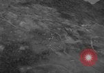 Standbild paratroop Invasion Corregidor Island Philippinen, 1945, aus Sekunde 51 historischem Filmmaterial Videoclip 65675070646