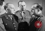 Immagine di Trattamento di seconda guerra mondiale per combattere la stanchezza o PTSD United States USA, 1945, secondo 5 filmato di repertorio 65675070655