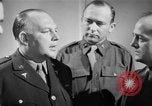 Immagine di Trattamento di seconda guerra mondiale per combattere la stanchezza o PTSD United States USA, 1945, secondo 11 filmato di repertorio 65675070655