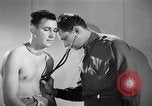 Immagine di Trattamento di seconda guerra mondiale per combattere la stanchezza o PTSD United States USA, 1945, secondo 27 filmato di repertorio 65675070655