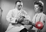 Immagine di Trattamento di seconda guerra mondiale per combattere la stanchezza o PTSD United States USA, 1945, secondo 29 filmato di repertorio 65675070655