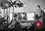 Immagine di Trattamento di seconda guerra mondiale per combattere la stanchezza o PTSD United States USA, 1945, secondo 34 filmato di repertorio 65675070655