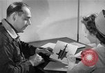 Immagine di Trattamento di seconda guerra mondiale per combattere la stanchezza o PTSD United States USA, 1945, secondo 51 filmato di repertorio 65675070655