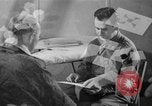 Immagine di Trattamento di seconda guerra mondiale per combattere la stanchezza o PTSD United States USA, 1945, secondo 57 filmato di repertorio 65675070655