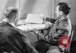 Immagine di Trattamento di seconda guerra mondiale per combattere la stanchezza o PTSD United States USA, 1945, secondo 61 filmato di repertorio 65675070655