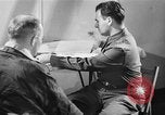 Immagine di Trattamento di seconda guerra mondiale per combattere la stanchezza o PTSD United States USA, 1945, secondo 62 filmato di repertorio 65675070655