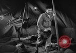 Standbild Behandlung für Bekämpfung der Erschöpfung in Zweiten Weltkrieg United States USA, 1945, aus Sekunde 7 historischem Filmmaterial Videoclip 65675070659