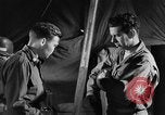 Standbild Behandlung für Bekämpfung der Erschöpfung in Zweiten Weltkrieg United States USA, 1945, aus Sekunde 26 historischem Filmmaterial Videoclip 65675070659