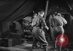 Standbild Behandlung für Bekämpfung der Erschöpfung in Zweiten Weltkrieg United States USA, 1945, aus Sekunde 32 historischem Filmmaterial Videoclip 65675070659