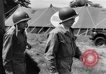 Standbild Behandlung für Bekämpfung der Erschöpfung in Zweiten Weltkrieg United States USA, 1945, aus Sekunde 36 historischem Filmmaterial Videoclip 65675070659