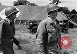 Standbild Behandlung für Bekämpfung der Erschöpfung in Zweiten Weltkrieg United States USA, 1945, aus Sekunde 37 historischem Filmmaterial Videoclip 65675070659