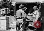 Standbild Behandlung für Bekämpfung der Erschöpfung in Zweiten Weltkrieg United States USA, 1945, aus Sekunde 50 historischem Filmmaterial Videoclip 65675070659
