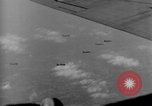 Standbild Boeing B-17 Flying Fortress Hamburg Deutschland, 1944, aus Sekunde 12 historischem Filmmaterial Videoclip 65675070661