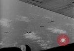 Standbild Boeing B-17 Flying Fortress Hamburg Deutschland, 1944, aus Sekunde 14 historischem Filmmaterial Videoclip 65675070661