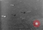 Standbild Boeing B-17 Flying Fortress Hamburg Deutschland, 1944, aus Sekunde 31 historischem Filmmaterial Videoclip 65675070661