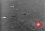 Standbild Boeing B-17 Flying Fortress Hamburg Deutschland, 1944, aus Sekunde 33 historischem Filmmaterial Videoclip 65675070661