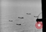 Standbild US B-17 Angriff auf Helgoland in Zweiten Weltkrieg Helgoland Nordsee, 1944, aus Sekunde 20 historischem Filmmaterial Videoclip 65675070662