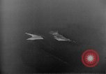 Standbild Bombardierung Hamburg Deutschland, 1944, aus Sekunde 12 historischem Filmmaterial Videoclip 65675070663