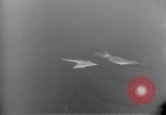 Standbild Bombardierung Hamburg Deutschland, 1944, aus Sekunde 36 historischem Filmmaterial Videoclip 65675070663