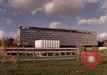 Immagine di Edificio moderno Ginevra SVIZZERA, 1968, secondo 9 filmato di repertorio 65675070665