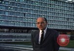 Immagine di Medico Halback Ginevra SVIZZERA, 1968, secondo 22 filmato di repertorio 65675070666