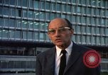 Immagine di Medico Halback Ginevra SVIZZERA, 1968, secondo 28 filmato di repertorio 65675070666