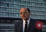Immagine di Medico Halback Ginevra SVIZZERA, 1968, secondo 38 filmato di repertorio 65675070666