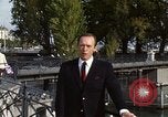 Immagine di Testa di medico Ginevra SVIZZERA, 1968, secondo 17 filmato di repertorio 65675070667