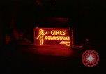 Immagine di Vita di notte Soho Londra Inghilterra Regno Unito, 1968, secondo 44 filmato di repertorio 65675070668