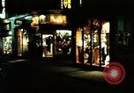 Standbild Nachtleben Soho London England United Kingdom, 1968, aus Sekunde 8 historischem Filmmaterial Videoclip 65675070669