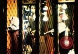 Standbild Nachtleben Soho London England United Kingdom, 1968, aus Sekunde 12 historischem Filmmaterial Videoclip 65675070669