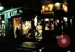 Standbild Nachtleben Soho London England United Kingdom, 1968, aus Sekunde 29 historischem Filmmaterial Videoclip 65675070669