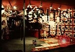Standbild Nachtleben Soho London England United Kingdom, 1968, aus Sekunde 43 historischem Filmmaterial Videoclip 65675070669