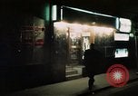 Standbild Nachtleben Soho London England United Kingdom, 1968, aus Sekunde 18 historischem Filmmaterial Videoclip 65675070670