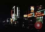 Standbild Nachtleben in Soho in London Soho London England United Kingdom, 1968, aus Sekunde 7 historischem Filmmaterial Videoclip 65675070671